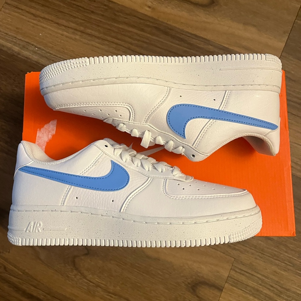 Nike Air Force 1 White/University Blue UNC 
Size 6/8/8.5/10